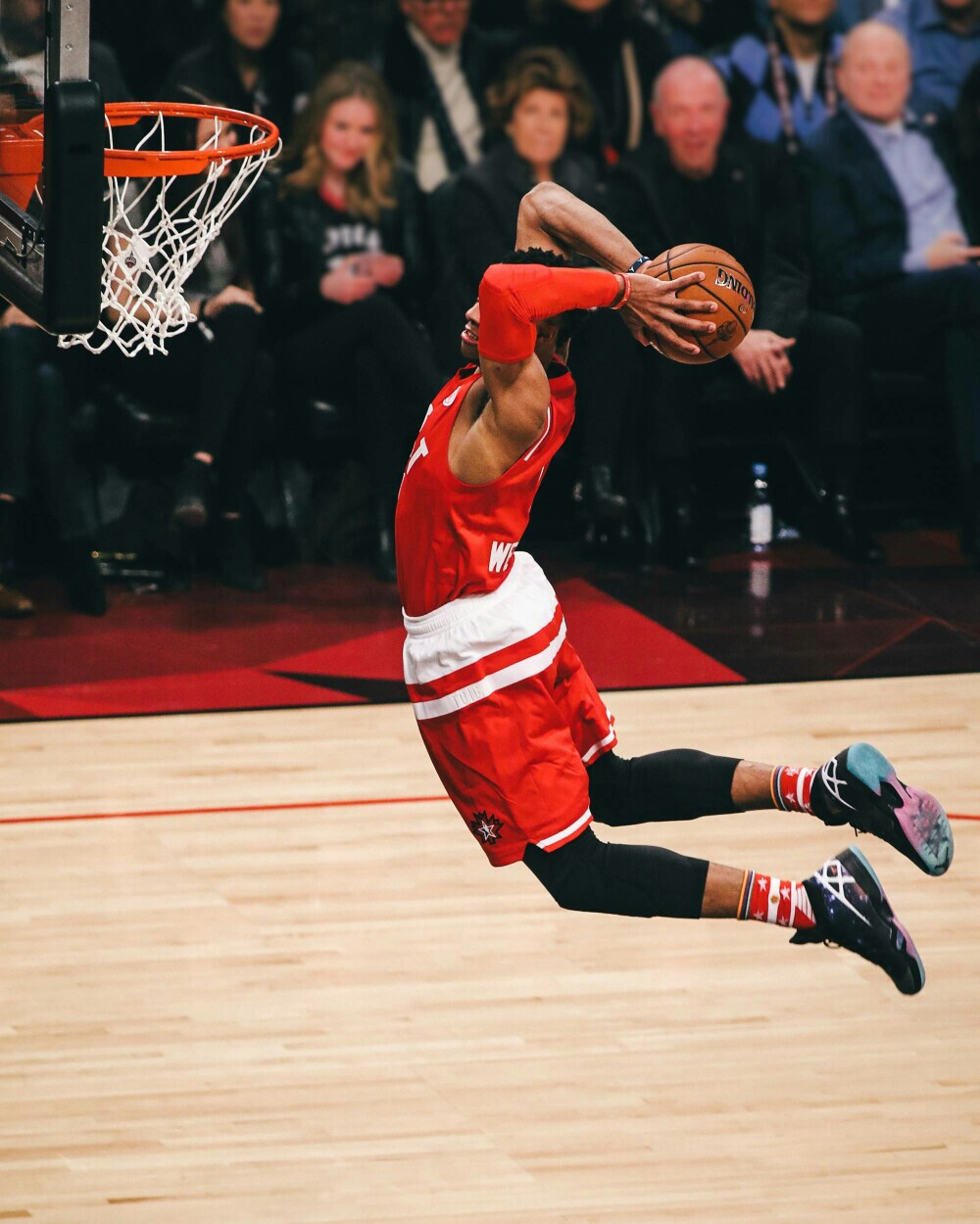 米亚托维奇：维尼修斯是名非凡的球员，但他的处事方式有问题（米亚托维奇：维尼修斯天赋出众，但处事风格存在问题）