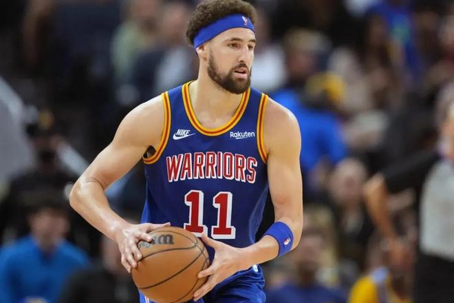 瓦拉内：膝盖受伤影响了我的职业生涯，我一直带着疼痛踢球（瓦拉内：长期膝伤影响我的职业生涯，我一直忍痛出战）