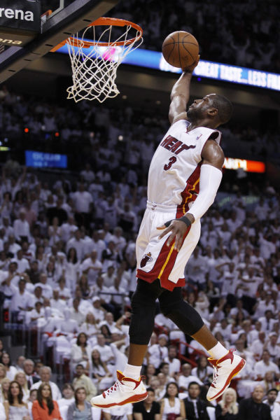 TA：阿韦洛亚在阿隆索替代者名单中；克洛普对在红牛工作满意（TA：阿韦洛亚入选阿隆索接班人名单；克洛普对在红牛的工作感到满意）