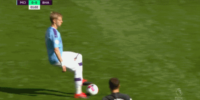 意甲媒体热议：在莱奥加盟米兰的七个赛季里，本赛季莱奥的表现最为出色！（意媒热议：加盟米兰七季，莱奥本季表现最出色）