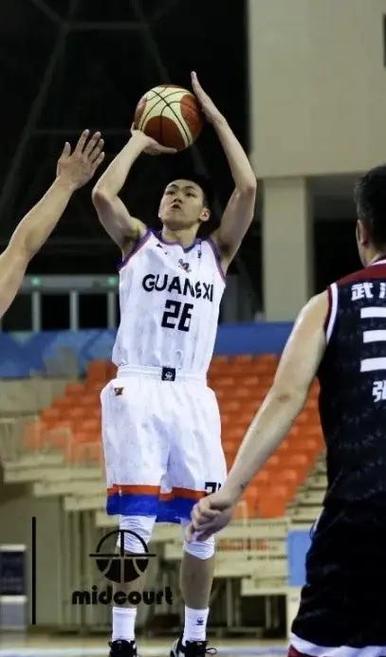 跌宕起伏，尤文本赛季欧冠首次赢球并终结欧冠五场不胜（尤文本赛季欧冠迎首胜，终结五场不胜）